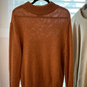Arie sweater